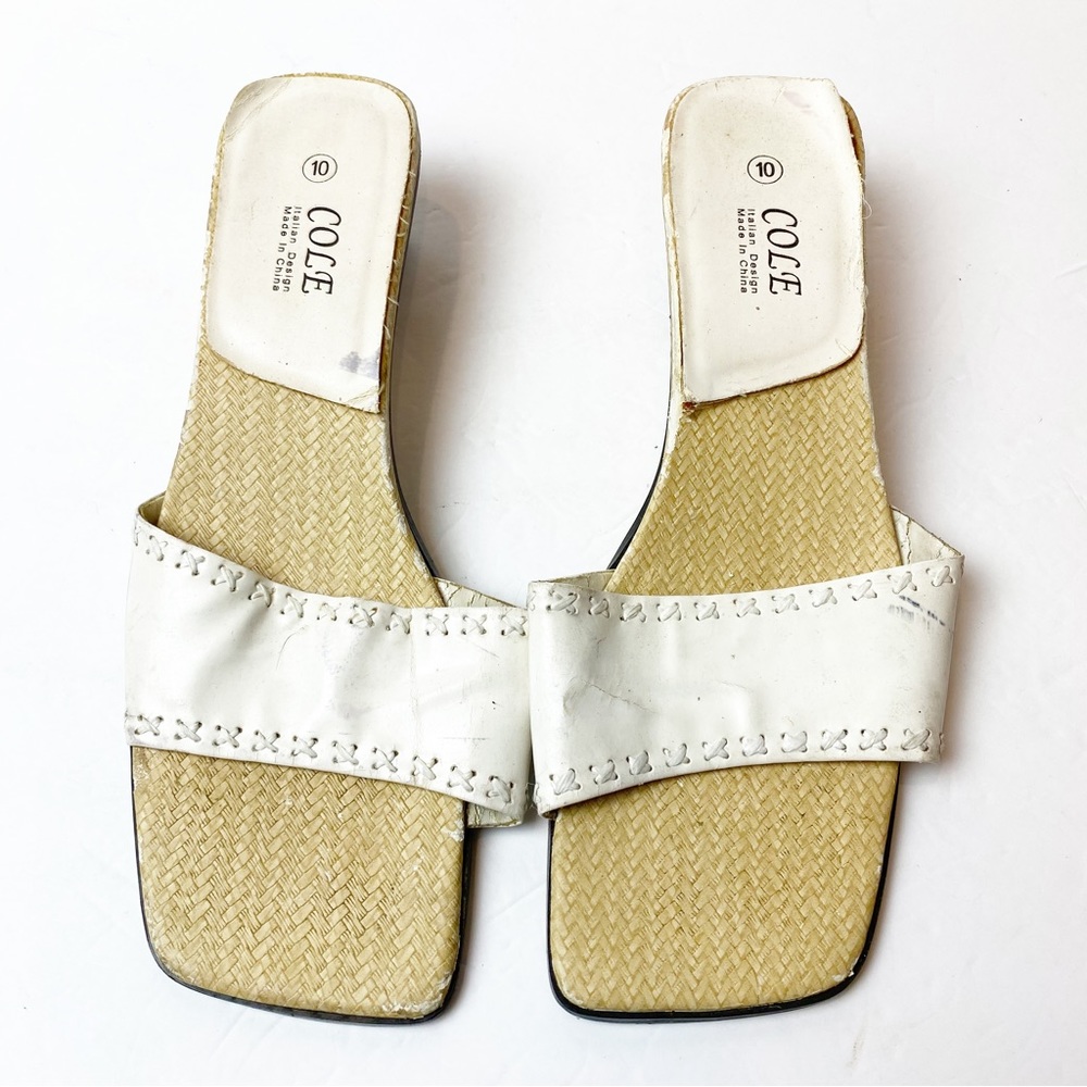 Vintage | Cream Cole Italian Design Square Toe 90's Mules